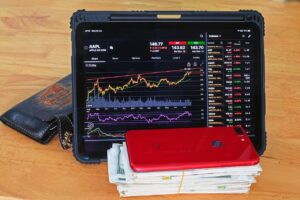 法人化の判断をする際に考慮すべきポイントは？