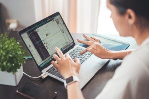 フリーランスとして自分らしい生き方を叶える方法は？